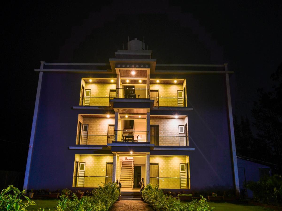 Hôtel Treebo Trend Prince Palace Panchgani Extérieur photo