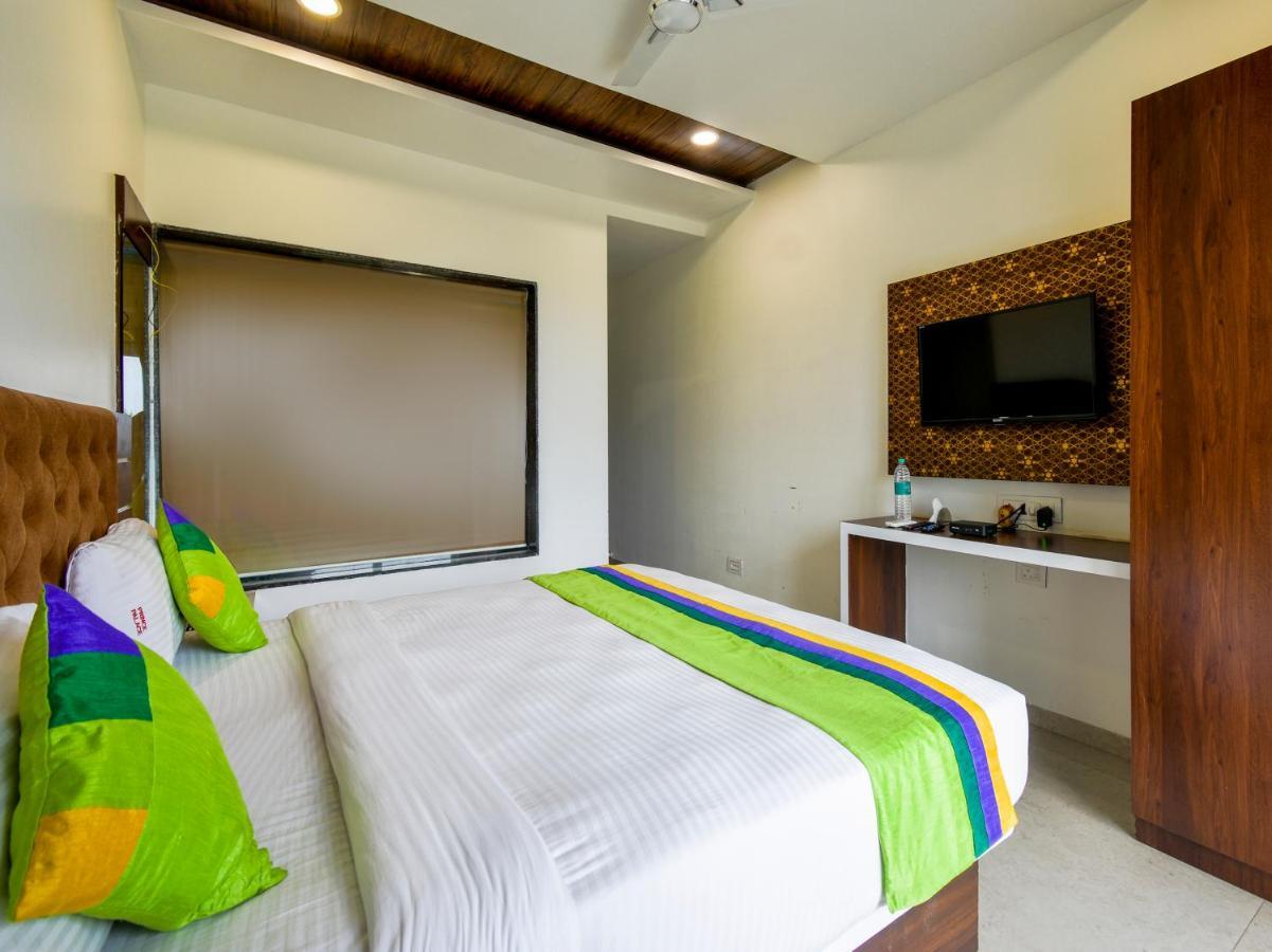Hôtel Treebo Trend Prince Palace Panchgani Extérieur photo