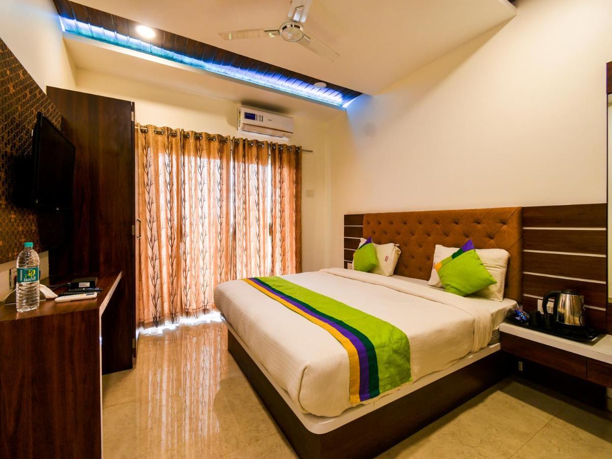Hôtel Treebo Trend Prince Palace Panchgani Extérieur photo