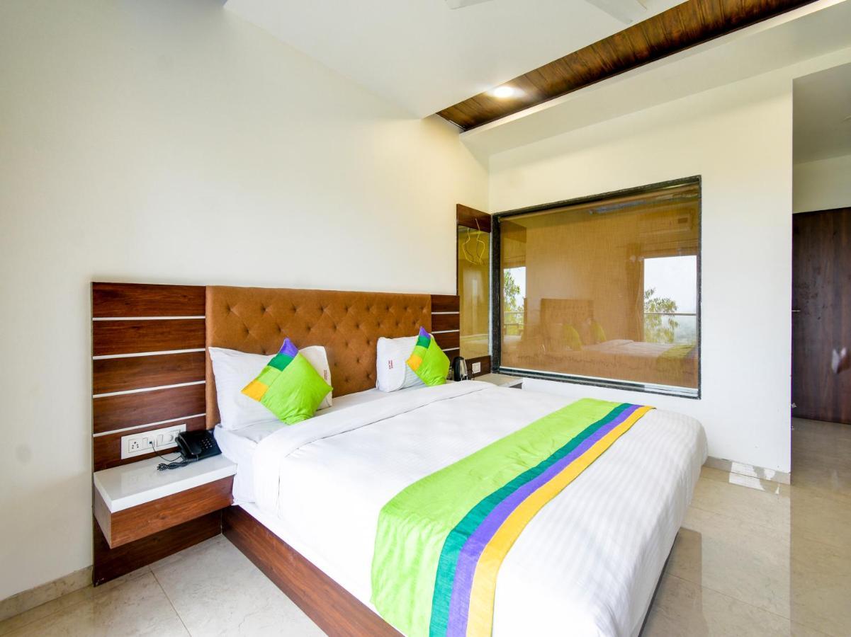 Hôtel Treebo Trend Prince Palace Panchgani Extérieur photo